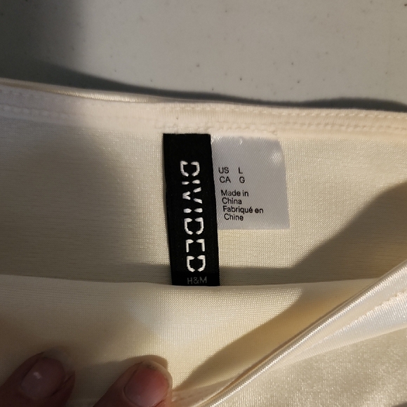 H&M NWOT DIVIDED Cream Satin Top - Picture 2 of 10
